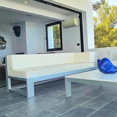 Villa View *