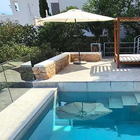 View Villa *
